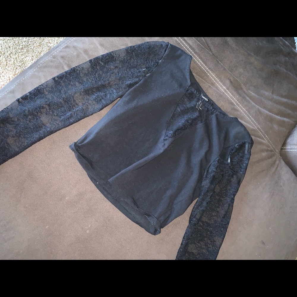 Forever 21 lace long sleeve crop - S